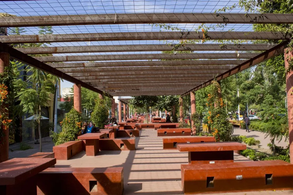 La Revolución Park (Red Park)