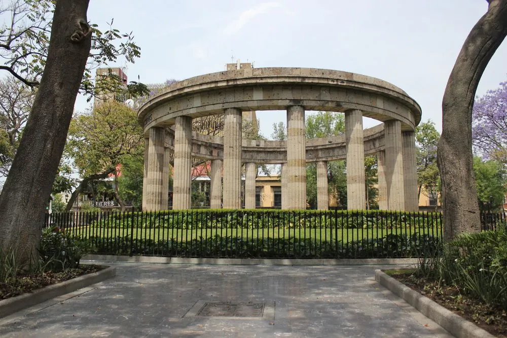 Rotonda De Los Jaliscienses Ilustres 1