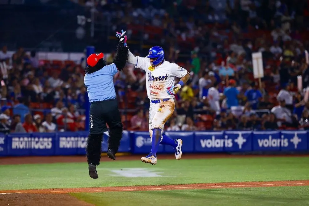 Charros de Jalisco vs Águilas de Mexicali