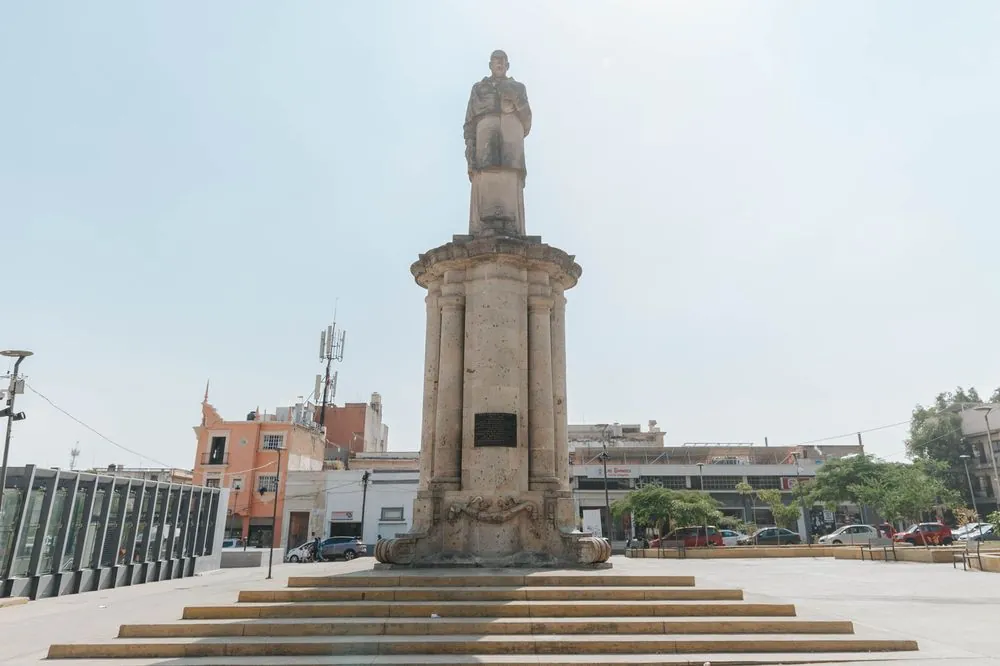 Monumento a Fray Antonio Alcalde