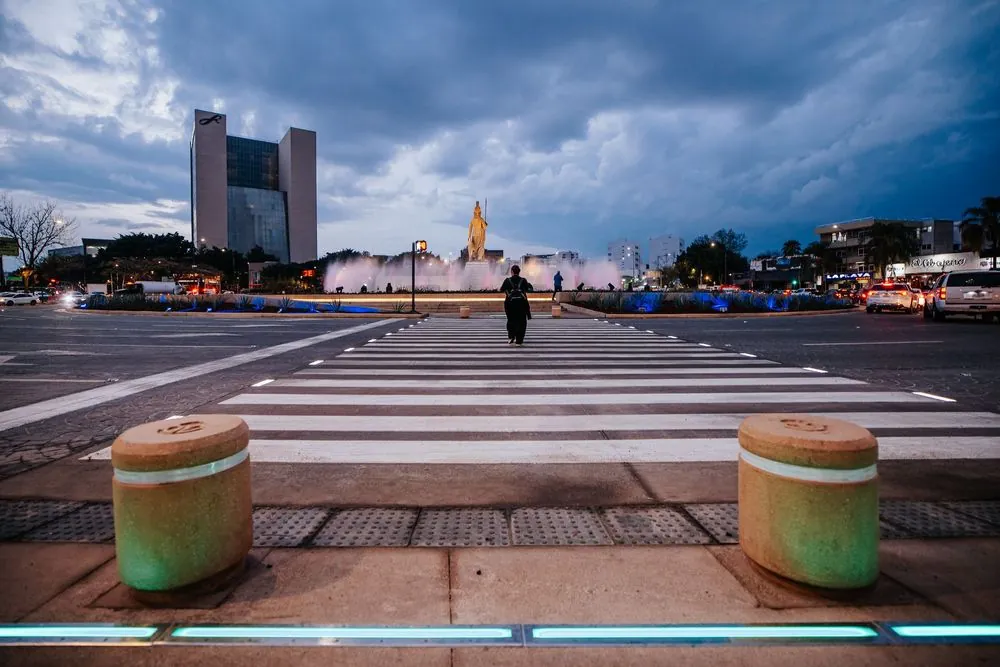 Glorieta de la Minerva 3