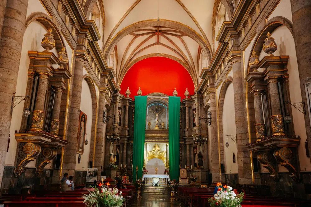 Parroquia de Nuestra Señora de Lourdes 4