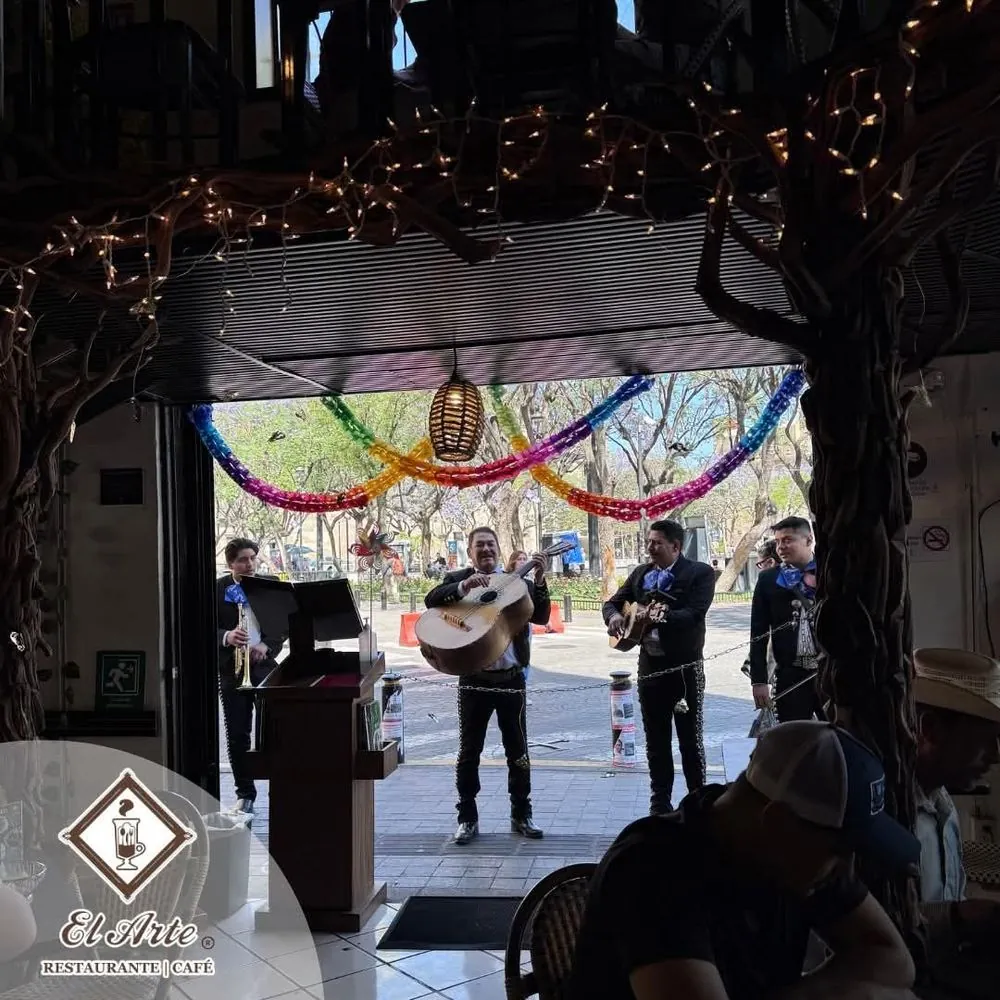 El Arte Cafetería Restaurante 