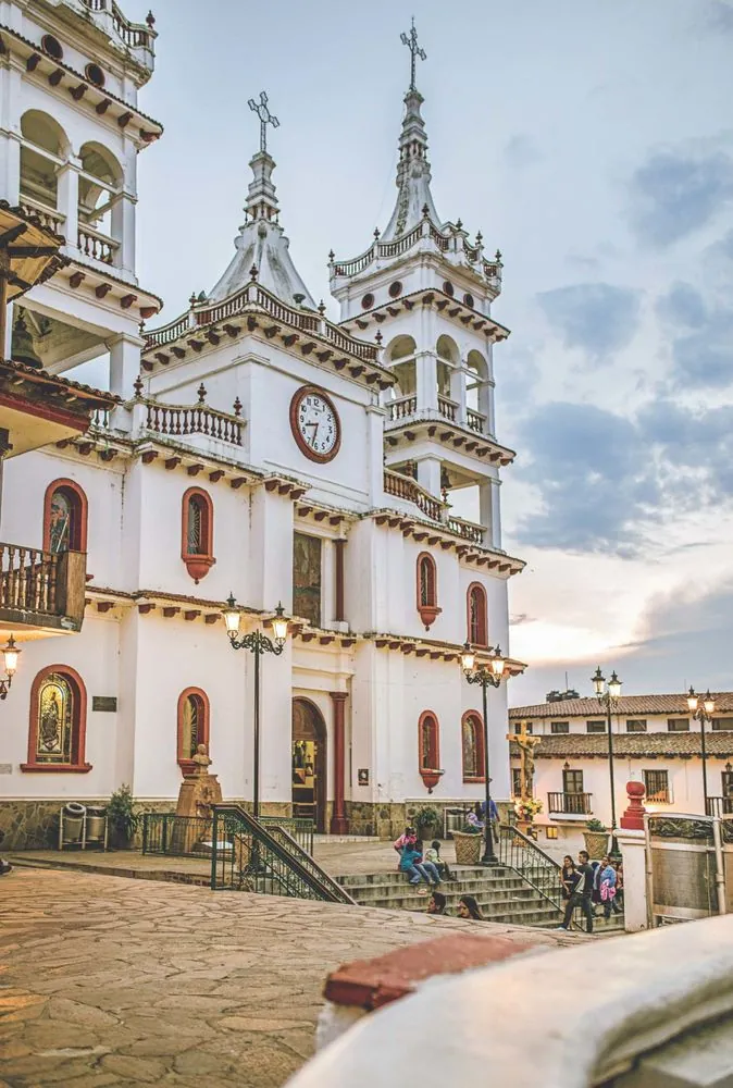 Parroquia de San Cristóbal y Capilla del Santísimo  2