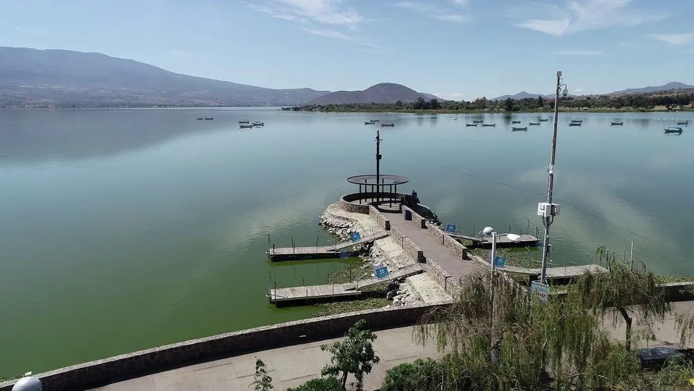 Laguna de Cajititlán 4