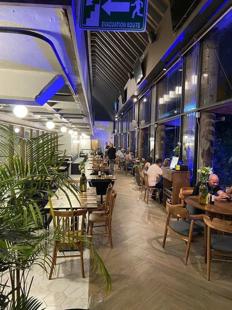 Restaurante Los Ilustres 2