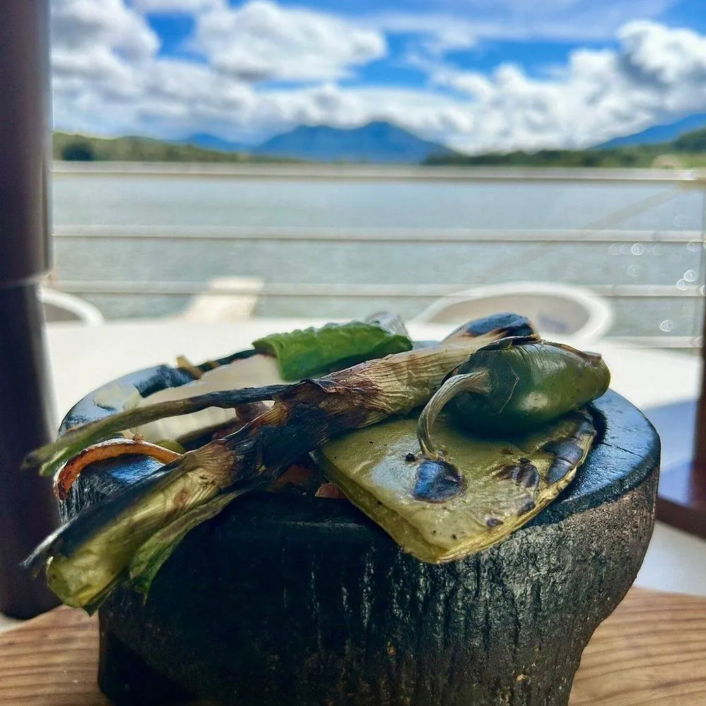 El Molcajete 1