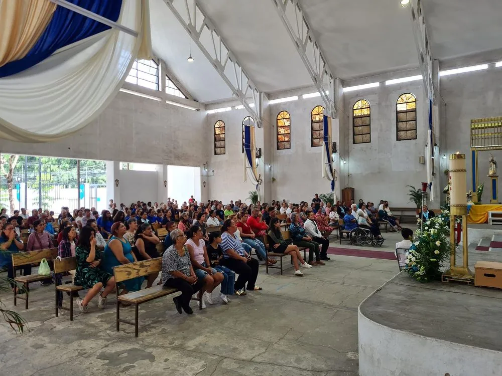 Parroquia la Santa Cruz (Los Conos) 2