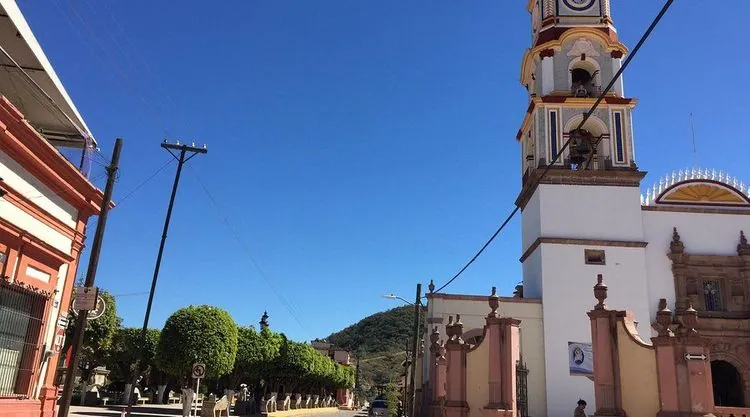 Plaza Principal de Mascota
