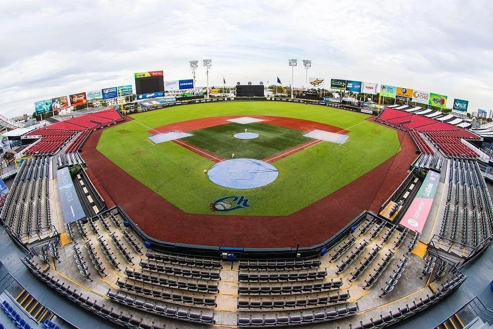 Toros vs Charros