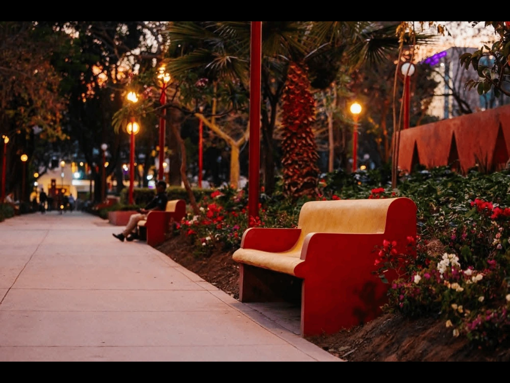Parque De La Revolución (Parque Rojo) 4