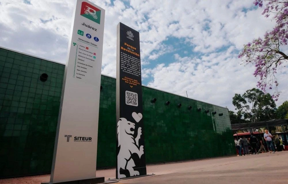 Parque De La Revolución (Parque Rojo) 3